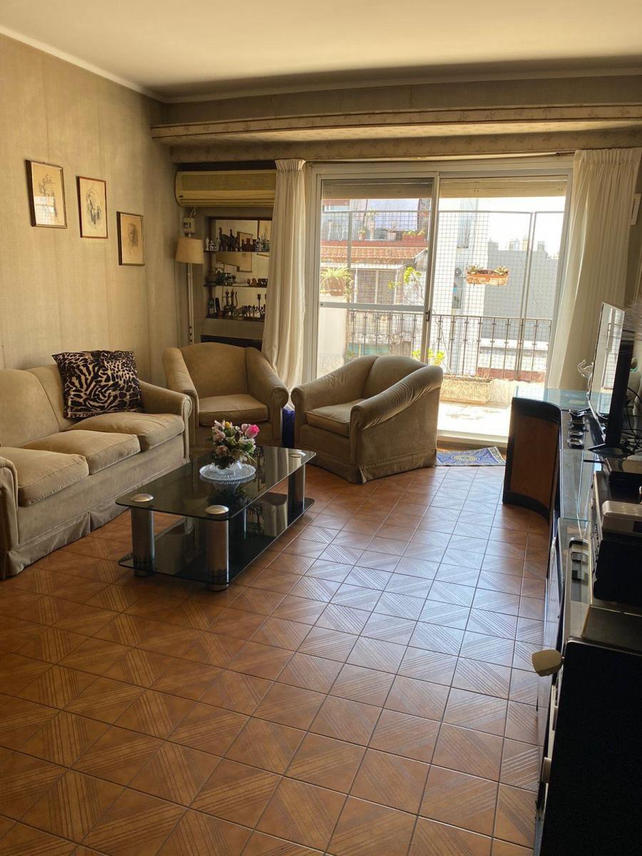 Lambare 1088, Villa Crespo